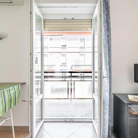 Cozy X4 - 450 Far From Lambrate Fs Appartement *